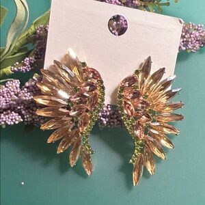 Fashion stud earrings